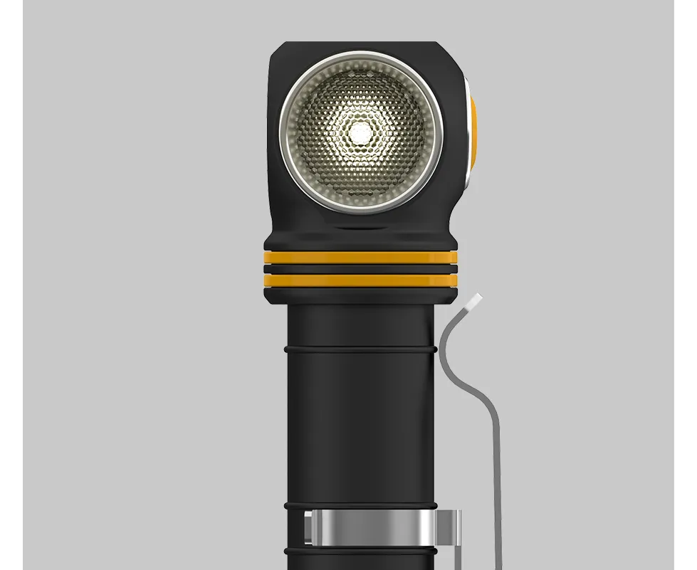 Armytek Elf C2 Micro USB Rechargeable White LED 1100 lumen / TIR 70Â°:120Â° / 1x18650 (incl.)