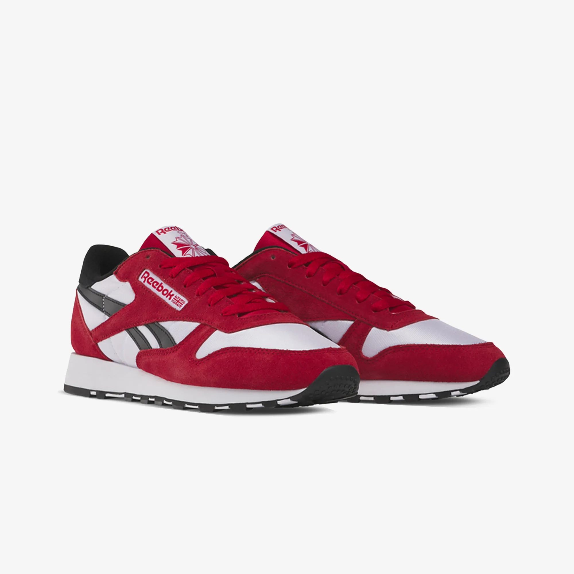 Reebok | CLASSIC LEATHER  { RED/CARBON BLACK/CLOUD WHITE