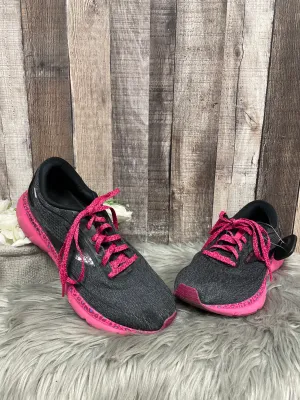 Shoes Athletic By Brooks In Black & Pink, Size: 11