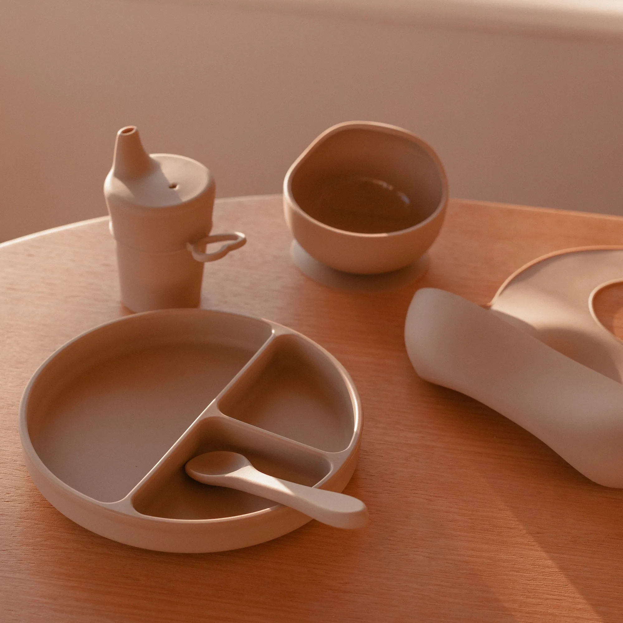 Silicone Baby Feeding Set — Sand Dune