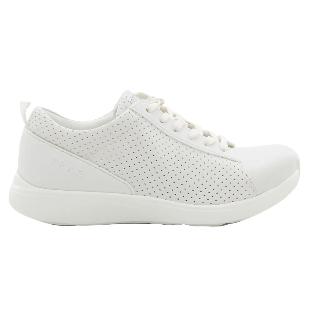 Traq® By Alegria Qest Perf White Shoe (Women's)